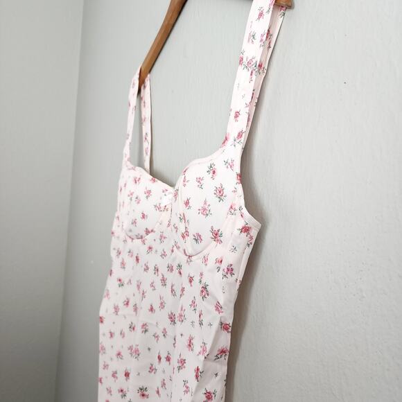 NEW Rumored Loverboy Pink Ditsy Floral Candied Carnation Satin Mini Dress Large - Picture 7 of 12